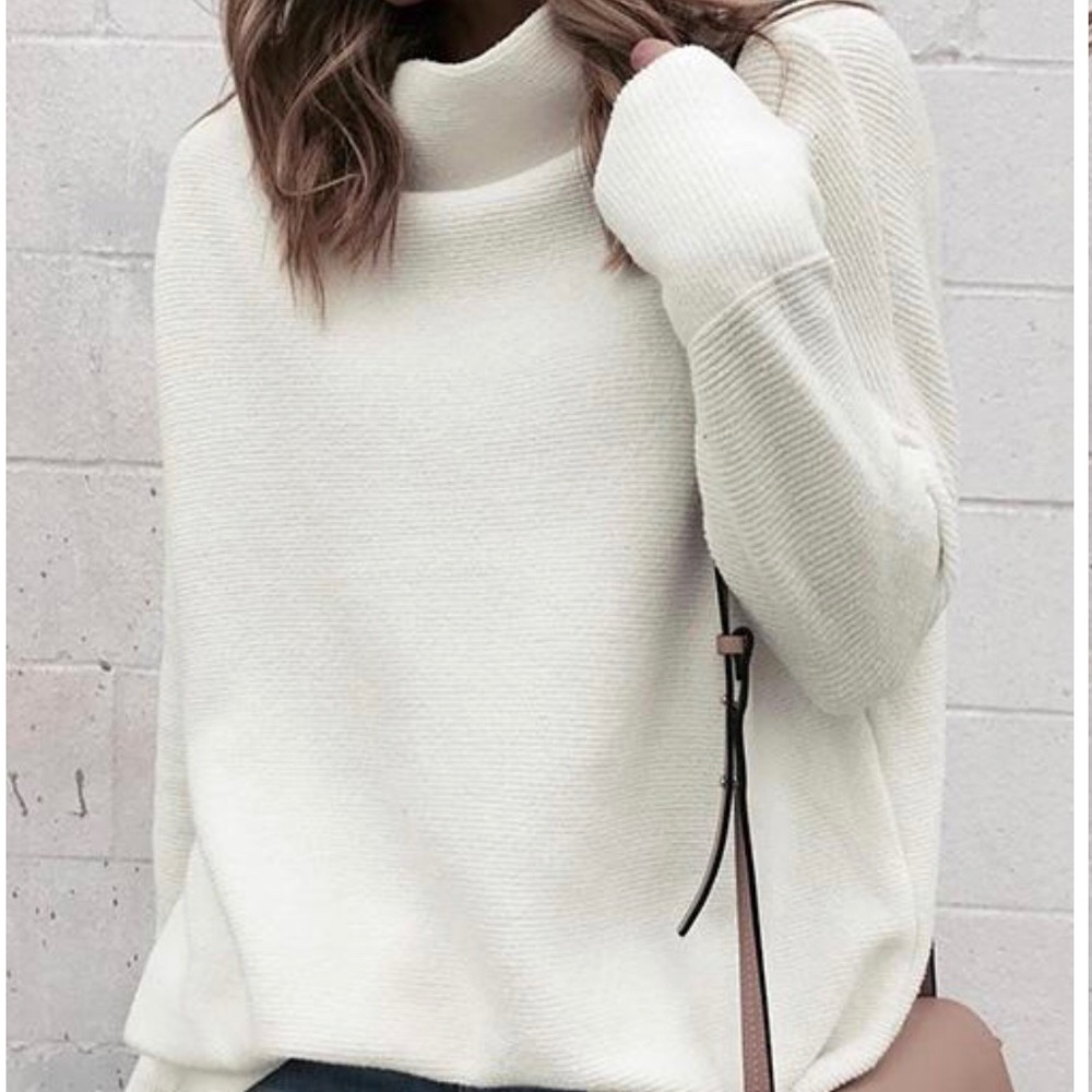 NWOT White Turtleneck